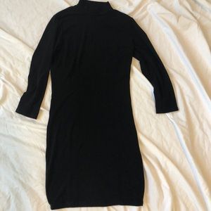 Black mon neck mini dress!